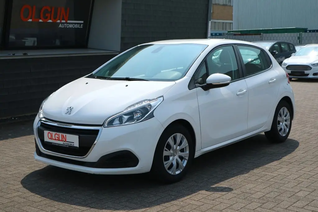 Photo 1 : Peugeot 208 2019 Diesel