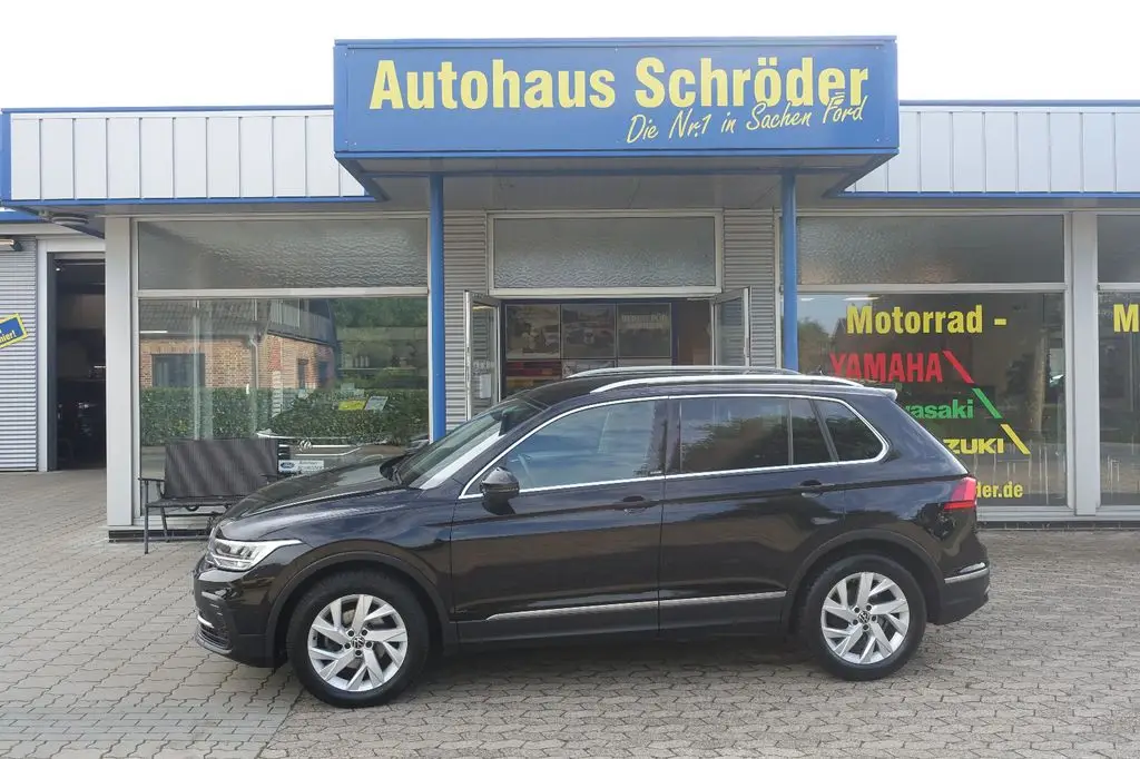 Photo 1 : Volkswagen Tiguan 2023 Petrol