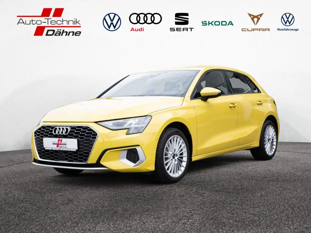 Photo 1 : Audi A3 2022 Essence