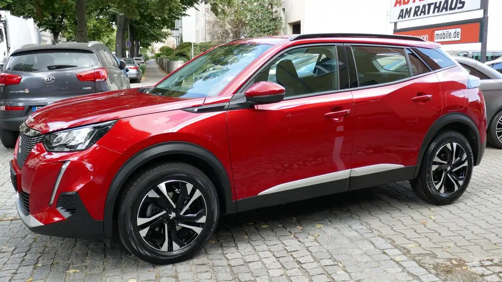 Photo 1 : Peugeot 2008 2021 Petrol