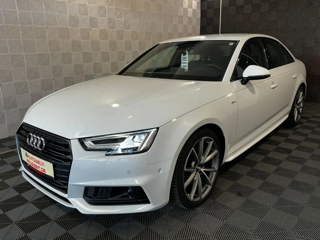 Photo 1 : Audi A4 2018 Petrol