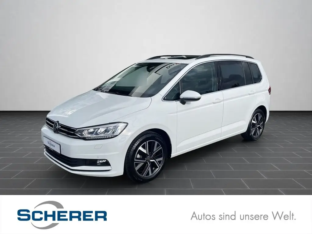 Photo 1 : Volkswagen Touran 2024 Petrol