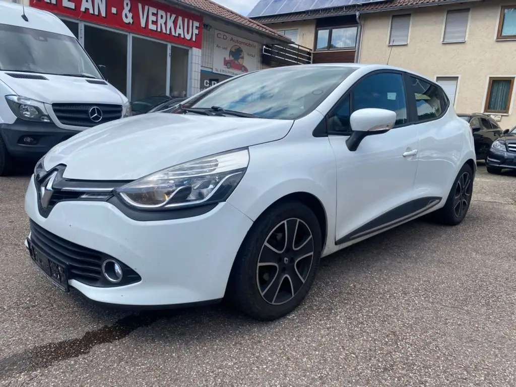 Photo 1 : Renault Clio 2015 Petrol