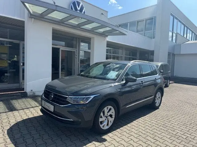 Photo 1 : Volkswagen Tiguan 2024 Essence