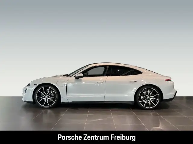 Photo 1 : Porsche Taycan 2023 Not specified