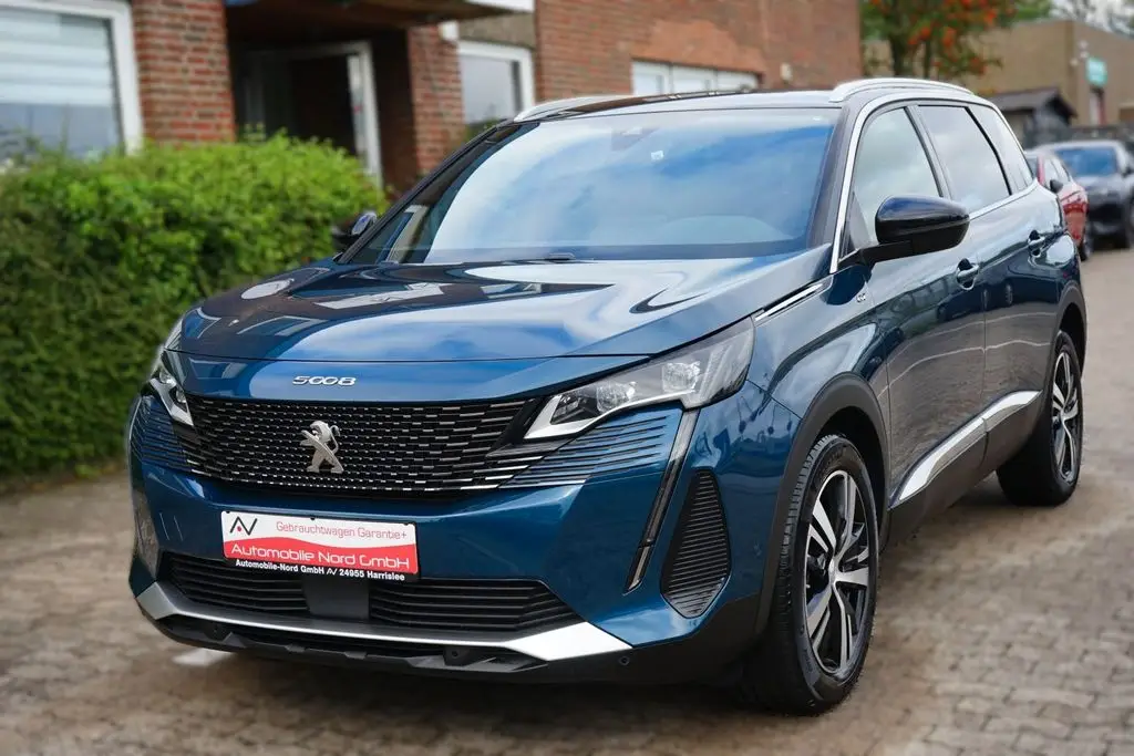 Photo 1 : Peugeot 5008 2021 Petrol