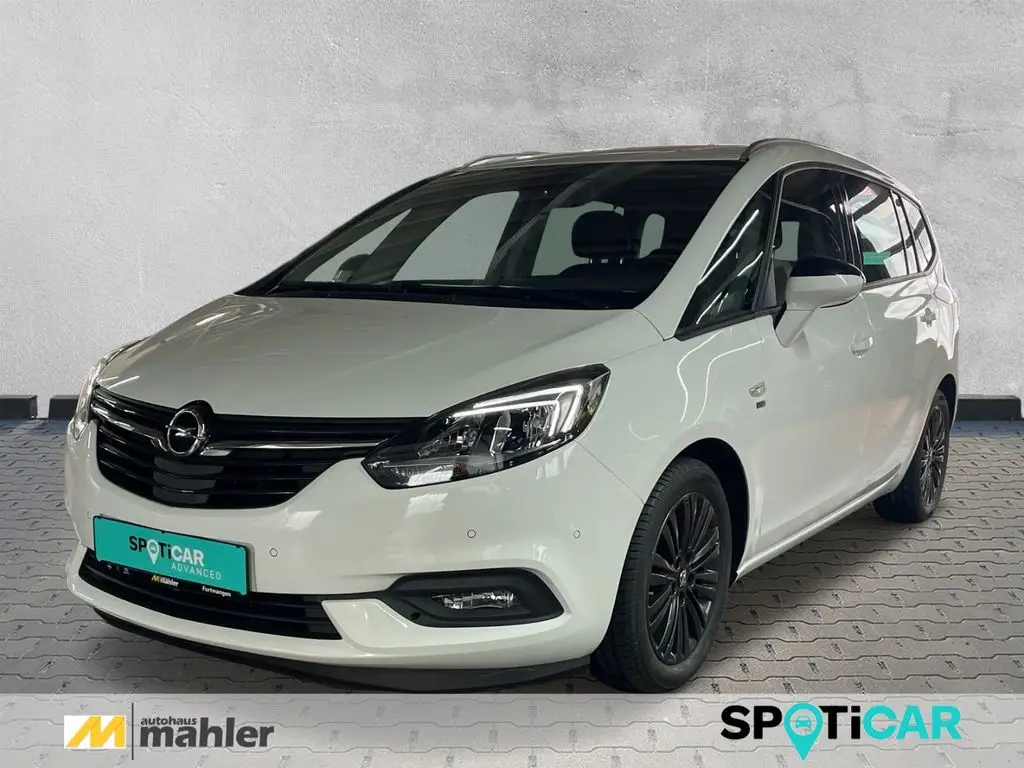 Photo 1 : Opel Zafira 2019 Diesel