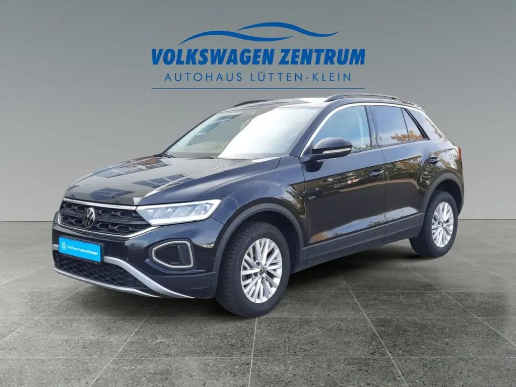 Photo 1 : Volkswagen T-roc 2023 Essence