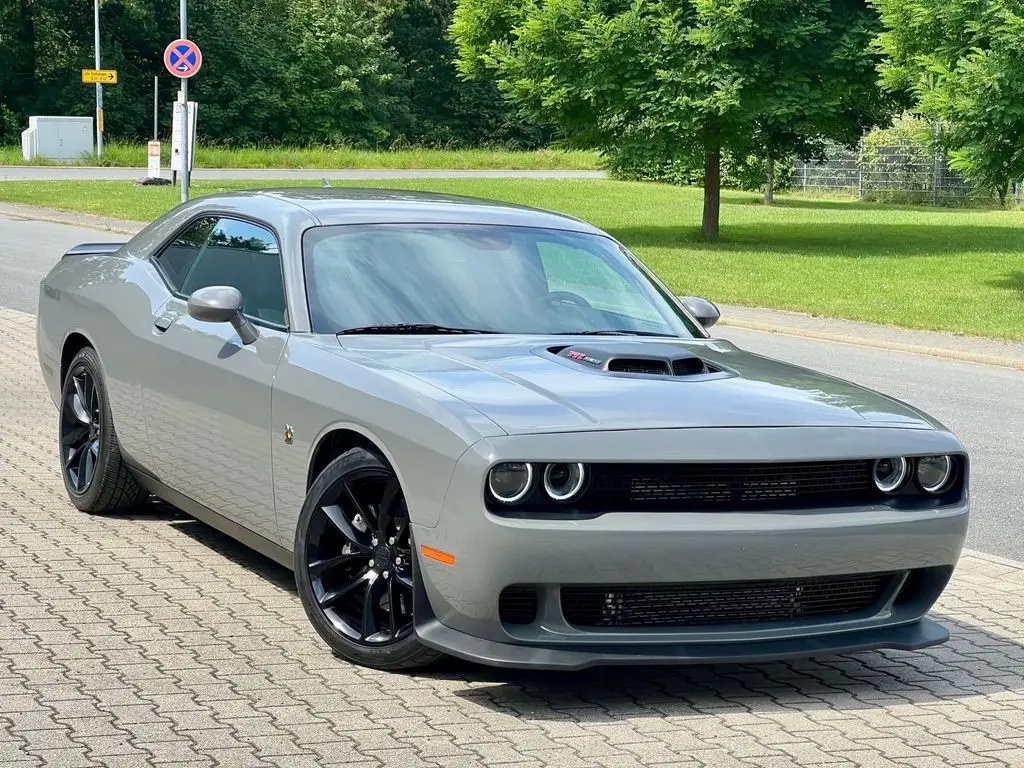 Photo 1 : Dodge Challenger 2019 Petrol