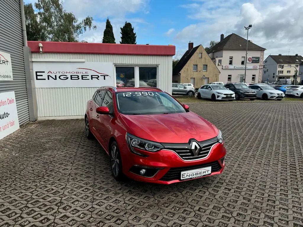 Photo 1 : Renault Megane 2017 Petrol