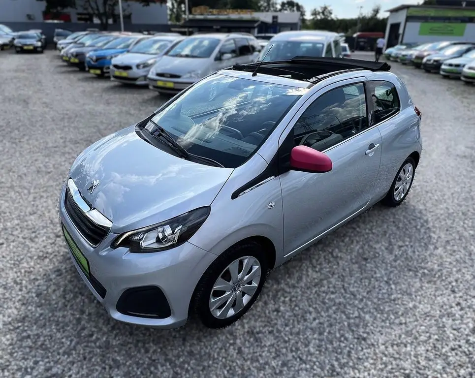 Photo 1 : Peugeot 108 2015 Petrol