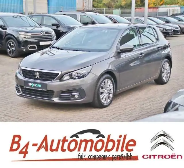 Photo 1 : Peugeot 308 2021 Petrol