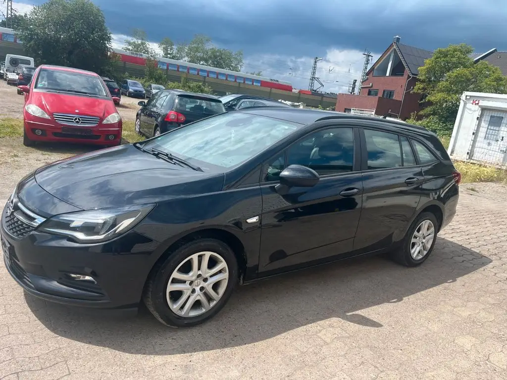 Photo 1 : Opel Astra 2019 Diesel