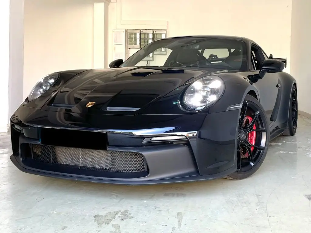 Photo 1 : Porsche 992 2021 Essence