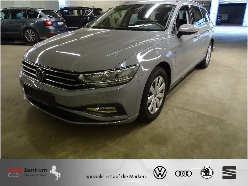 Photo 1 : Volkswagen Passat 2023 Diesel