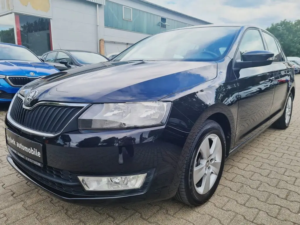 Photo 1 : Skoda Rapid 2016 Petrol