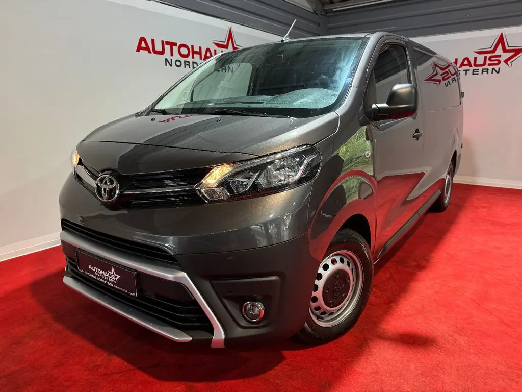 Photo 1 : Toyota Proace 2023 Diesel