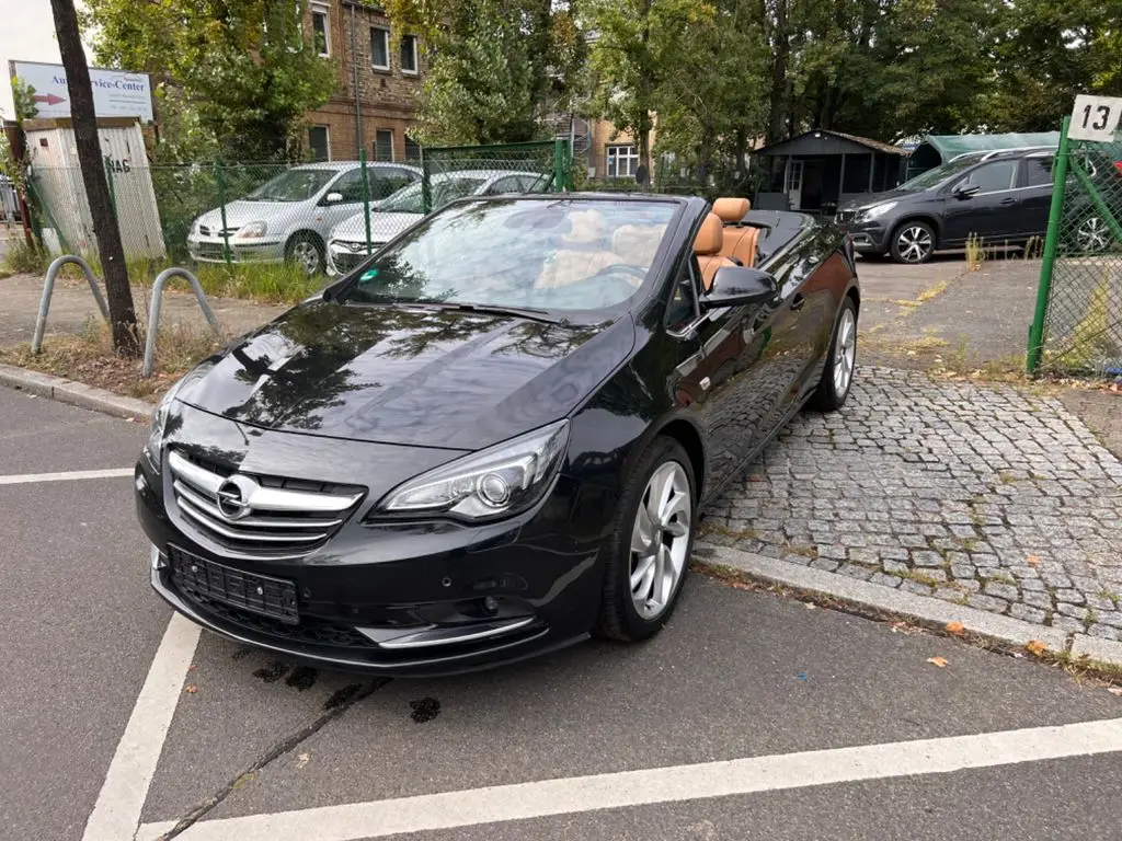 Photo 1 : Opel Cascada 2015 Essence