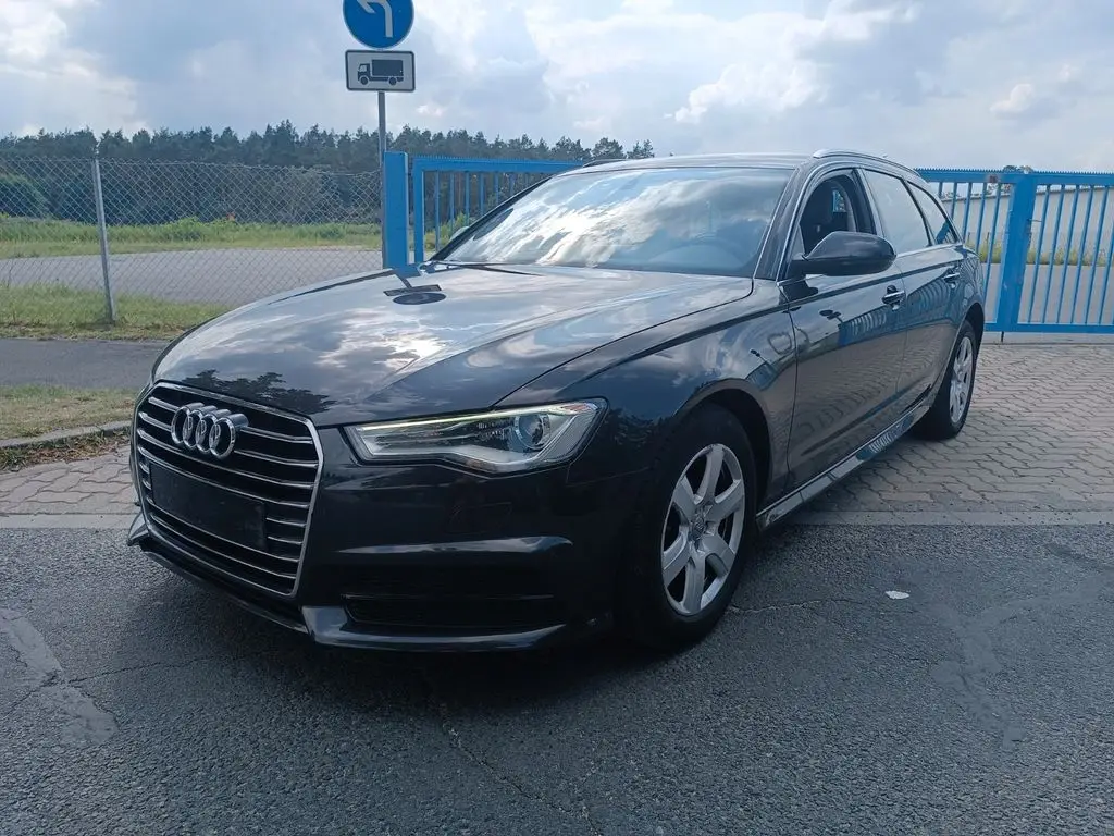 Photo 1 : Audi A6 2016 Diesel