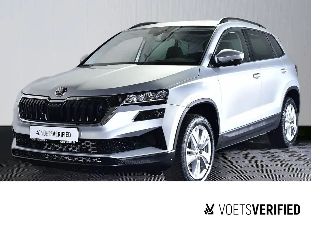 Photo 1 : Skoda Karoq 2022 Essence