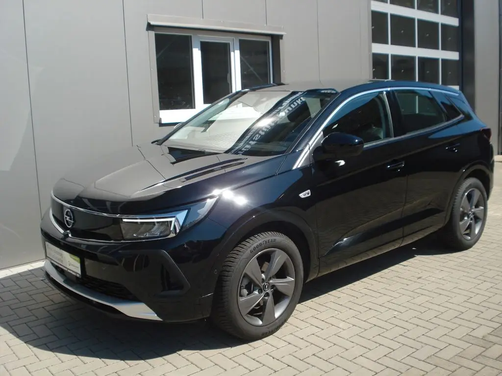 Photo 1 : Opel Grandland 2024 Petrol