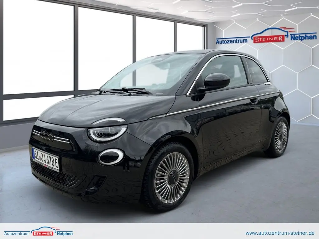 Photo 1 : Fiat 500 2023 Not specified