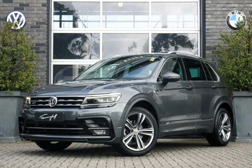 Photo 1 : Volkswagen Tiguan 2018 Petrol