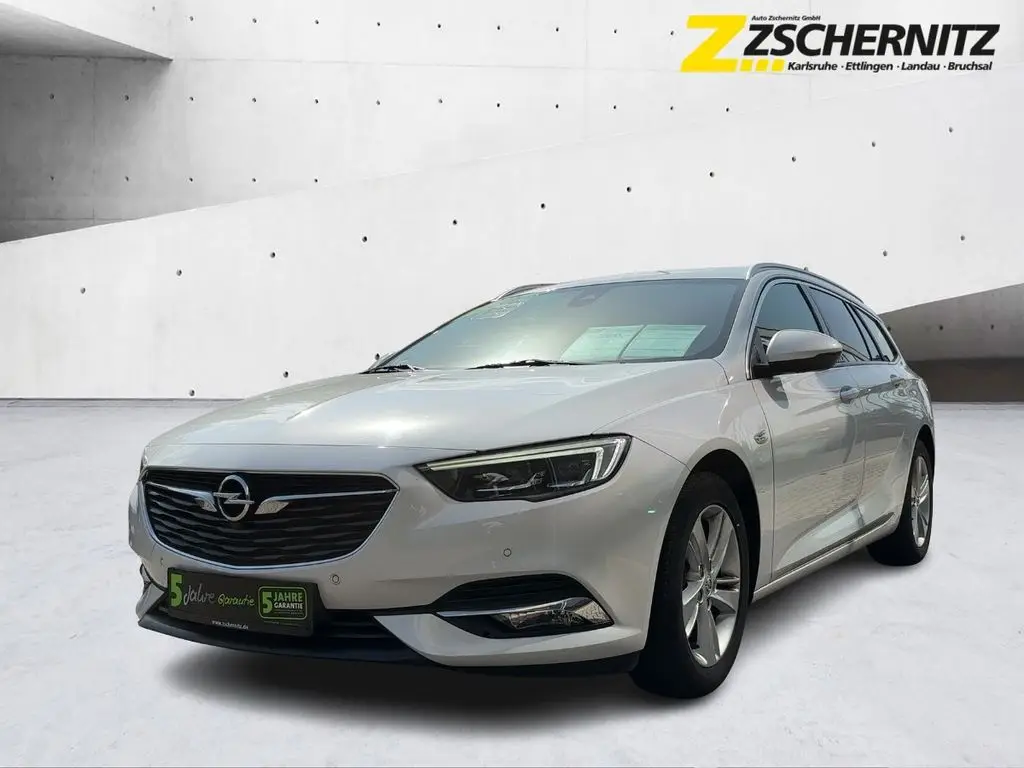 Photo 1 : Opel Insignia 2019 Essence