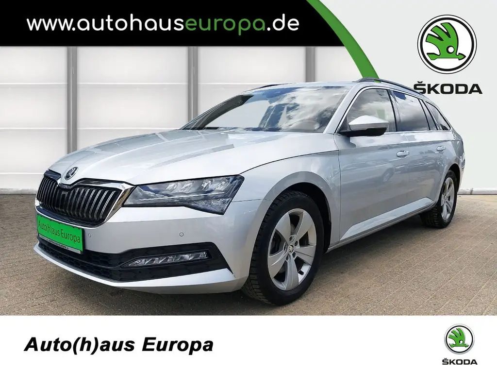 Photo 1 : Skoda Superb 2022 Essence