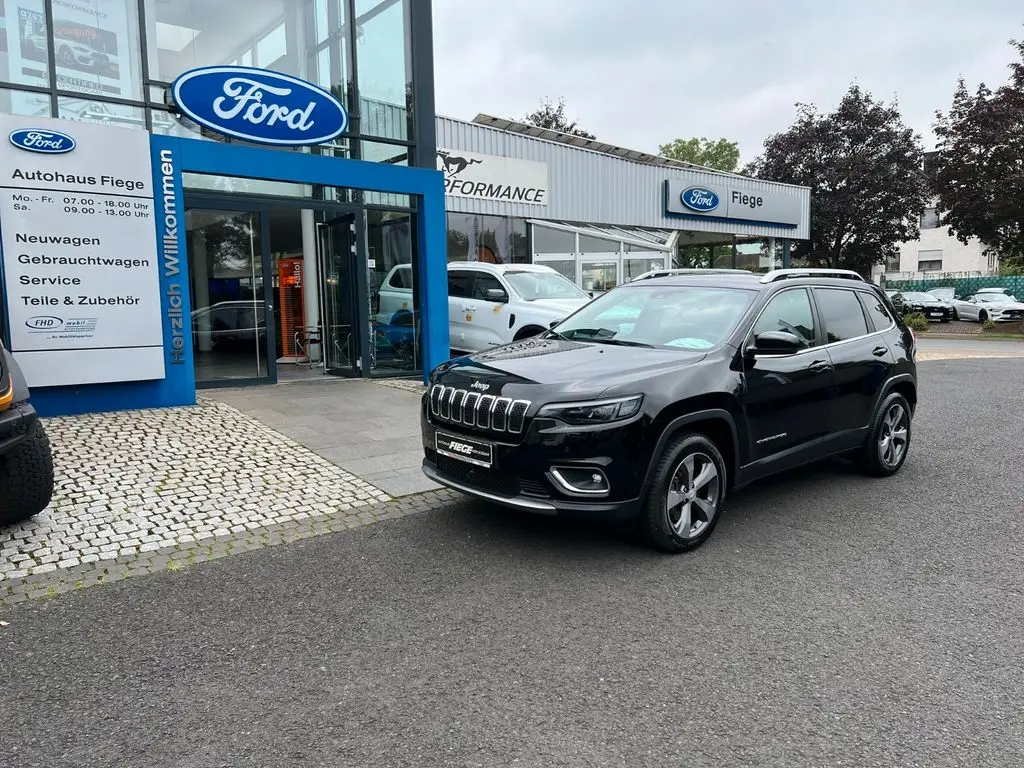 Photo 1 : Jeep Cherokee 2019 Essence