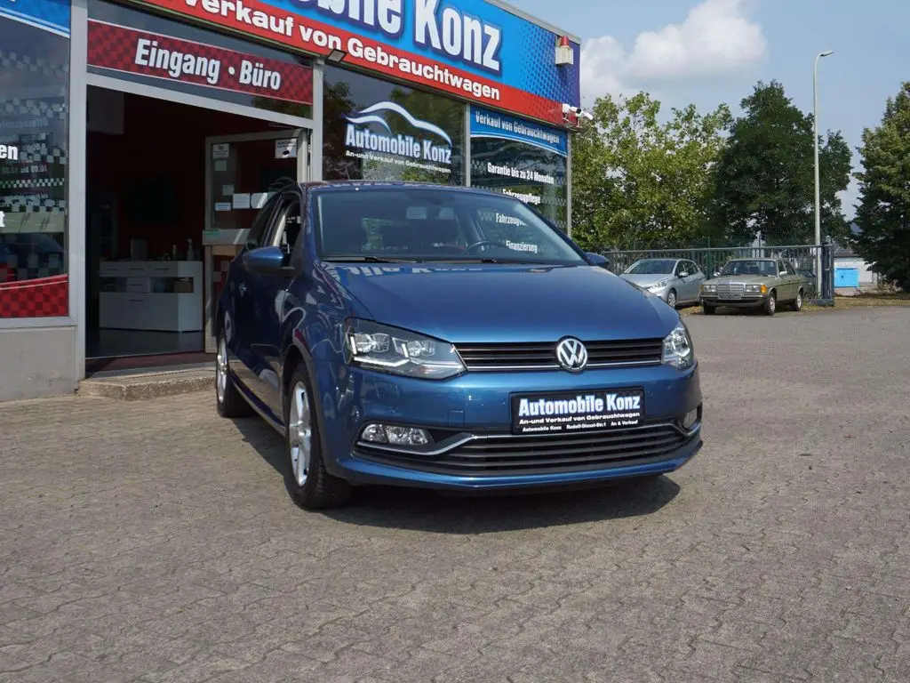 Photo 1 : Volkswagen Polo 2017 Petrol