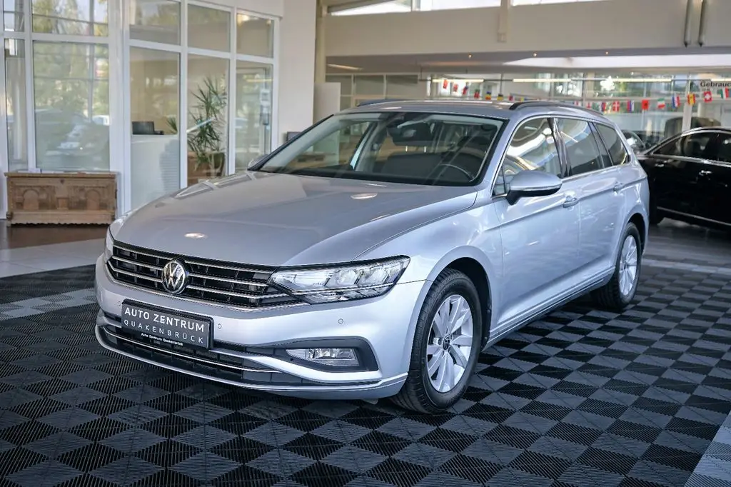 Photo 1 : Volkswagen Passat 2021 Diesel