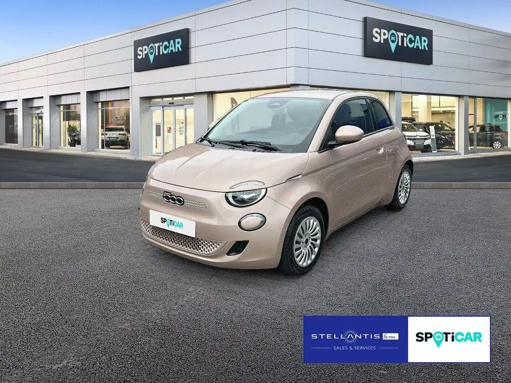 Photo 1 : Fiat 500 2021 Non renseigné