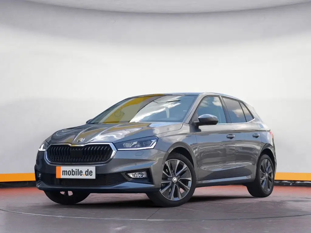 Photo 1 : Skoda Fabia 2022 Petrol