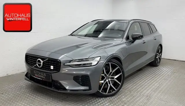 Photo 1 : Volvo V60 2020 Hybrid