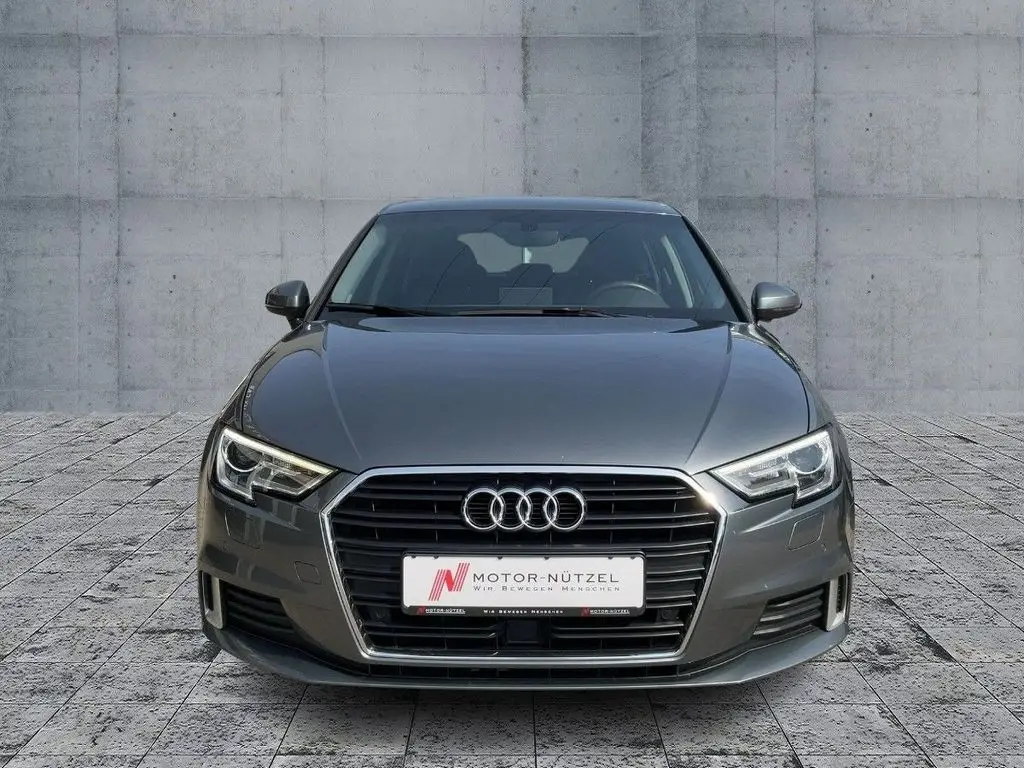 Photo 1 : Audi A3 2020 Diesel