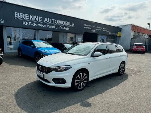 Photo 1 : Fiat Tipo 2019 Essence