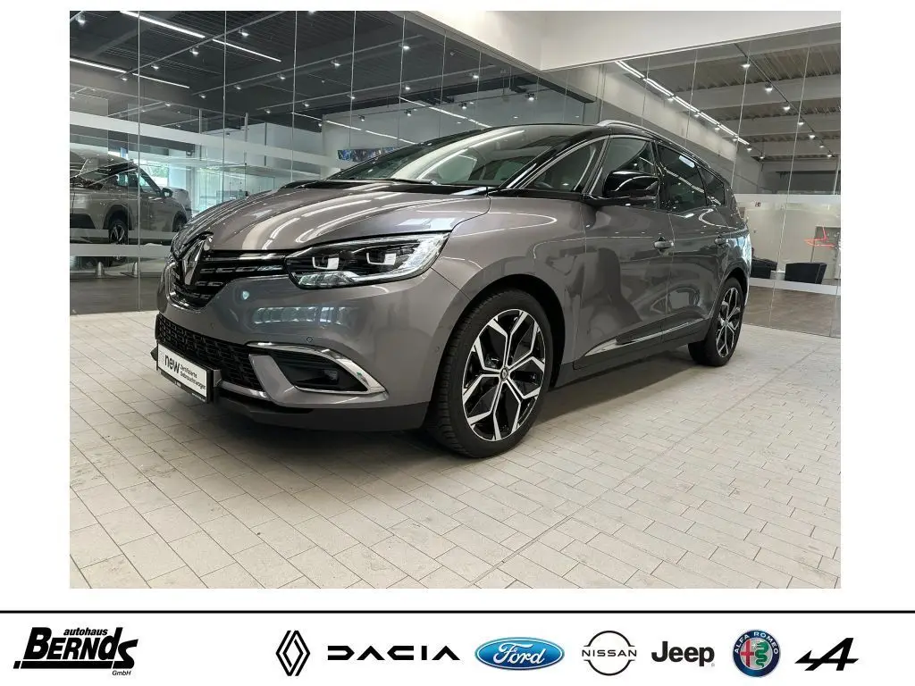 Photo 1 : Renault Grand Scenic 2023 Petrol