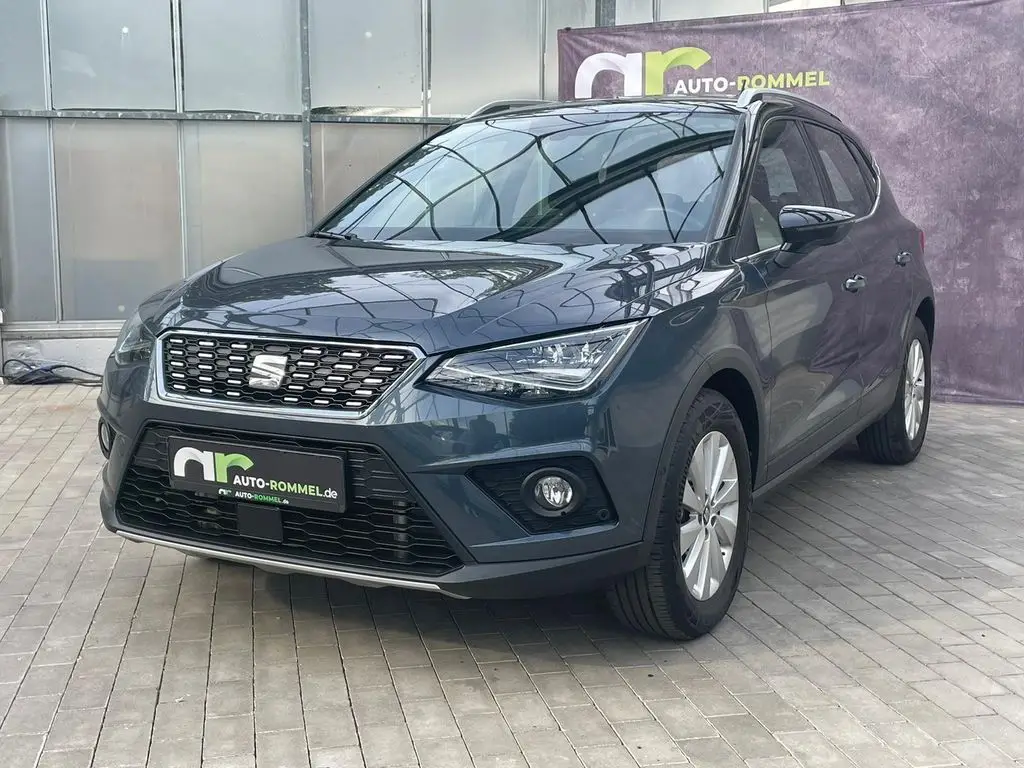 Photo 1 : Seat Arona 2021 Petrol