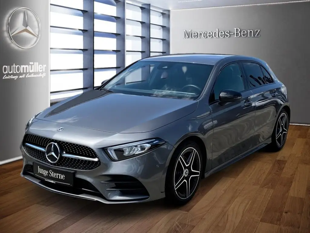 Photo 1 : Mercedes-benz Classe A 2023 Petrol