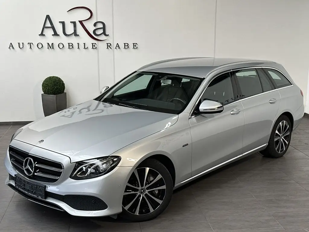 Photo 1 : Mercedes-benz Classe E 2019 Hybride