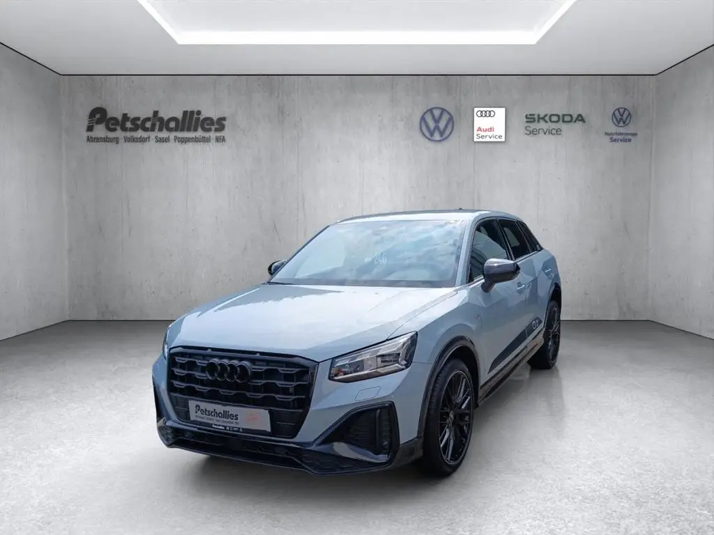 Photo 1 : Audi Q2 2023 Petrol