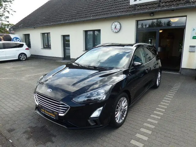 Photo 1 : Ford Focus 2021 Petrol