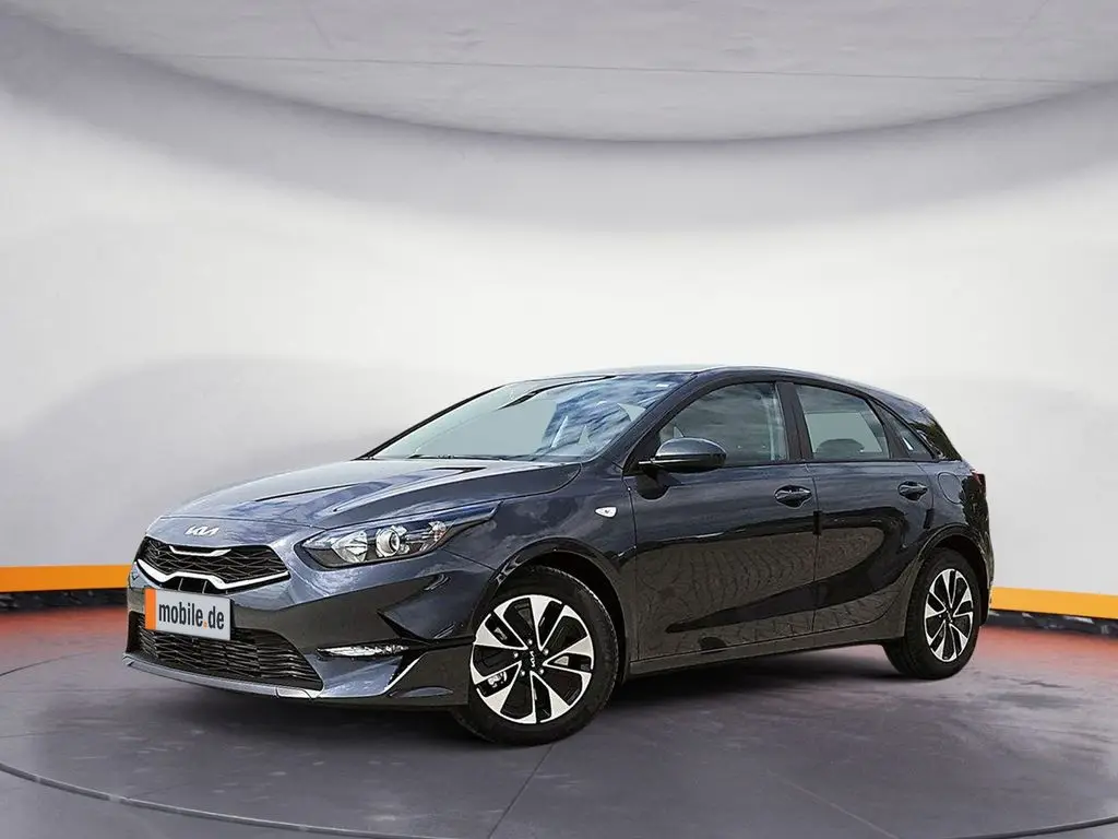 Photo 1 : Kia Ceed 2024 Petrol