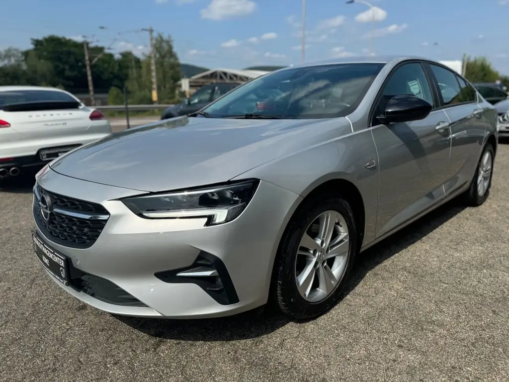 Photo 1 : Opel Insignia 2021 Diesel