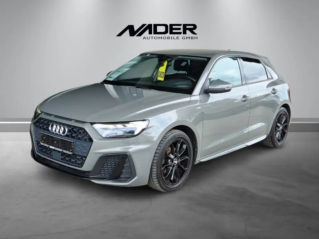 Photo 1 : Audi A1 2019 Petrol