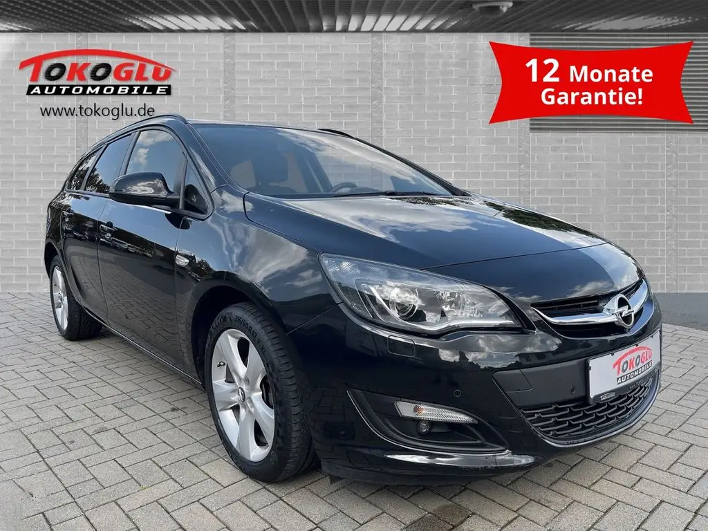 Photo 1 : Opel Astra 2014 Essence