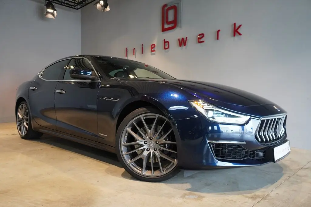 Photo 1 : Maserati Ghibli 2019 Essence