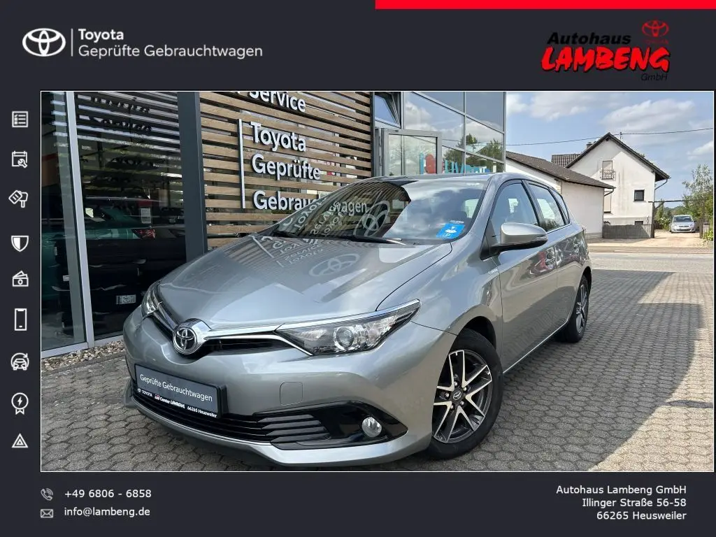 Photo 1 : Toyota Auris 2016 Essence