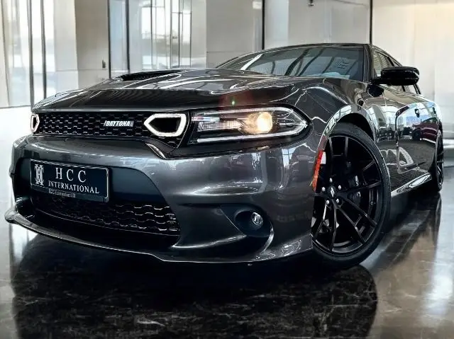 Photo 1 : Dodge Charger 2021 Petrol